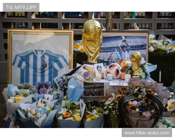 马拉多纳传奇一生：从阿根廷球王到足球历史永恒符号